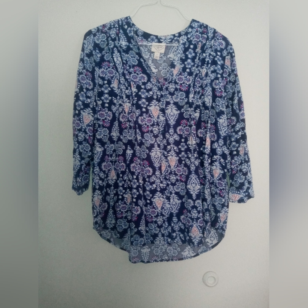 St Johns Bay size Large quarter sleeve top